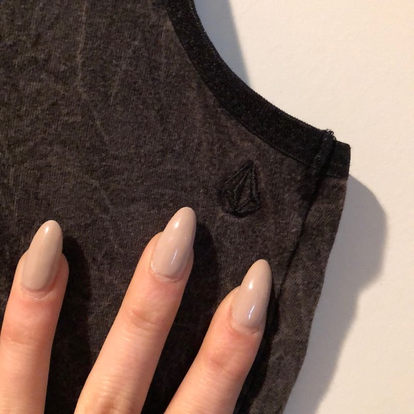 Volcom Crop Top - Picture 3 of 3